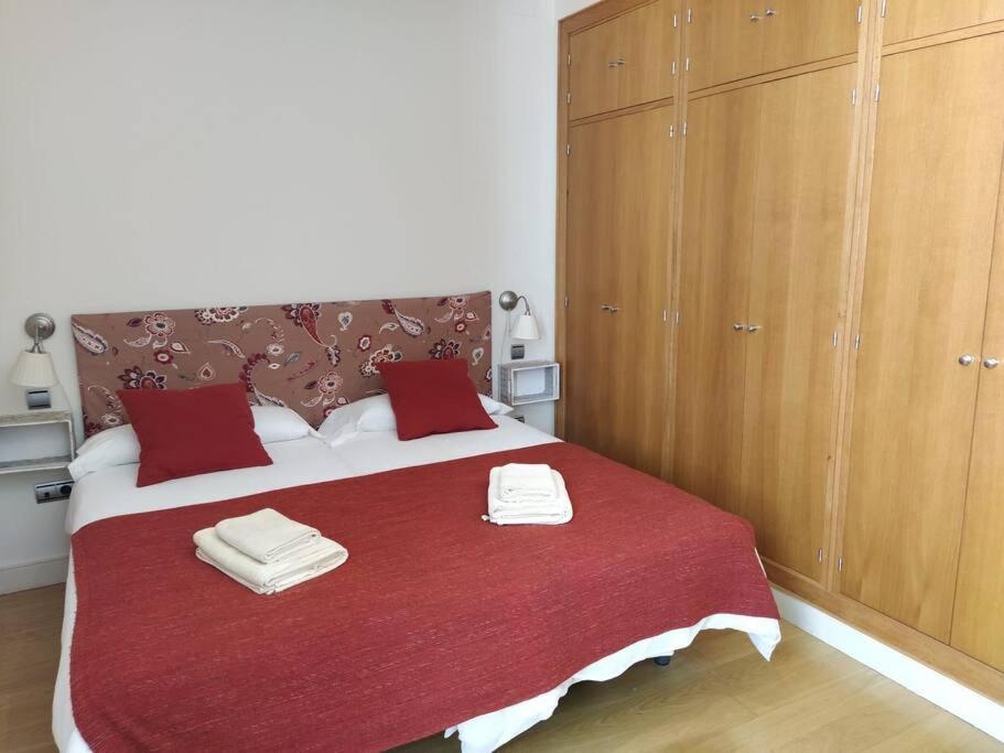 Penthouse Near Cathedral Private Rooftop Private Parking Севилья Экстерьер фото