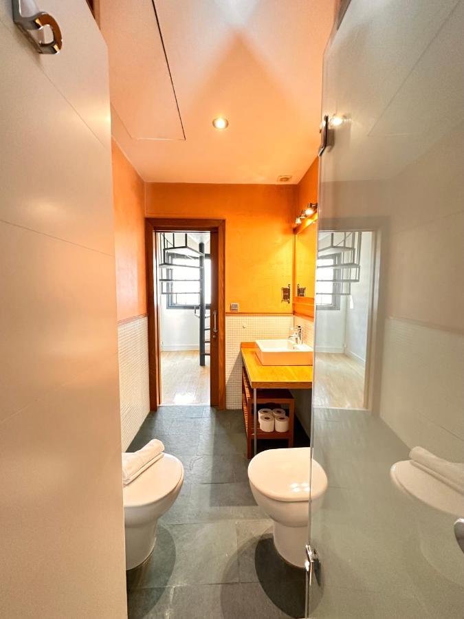 Penthouse Near Cathedral Private Rooftop Private Parking Севилья Экстерьер фото
