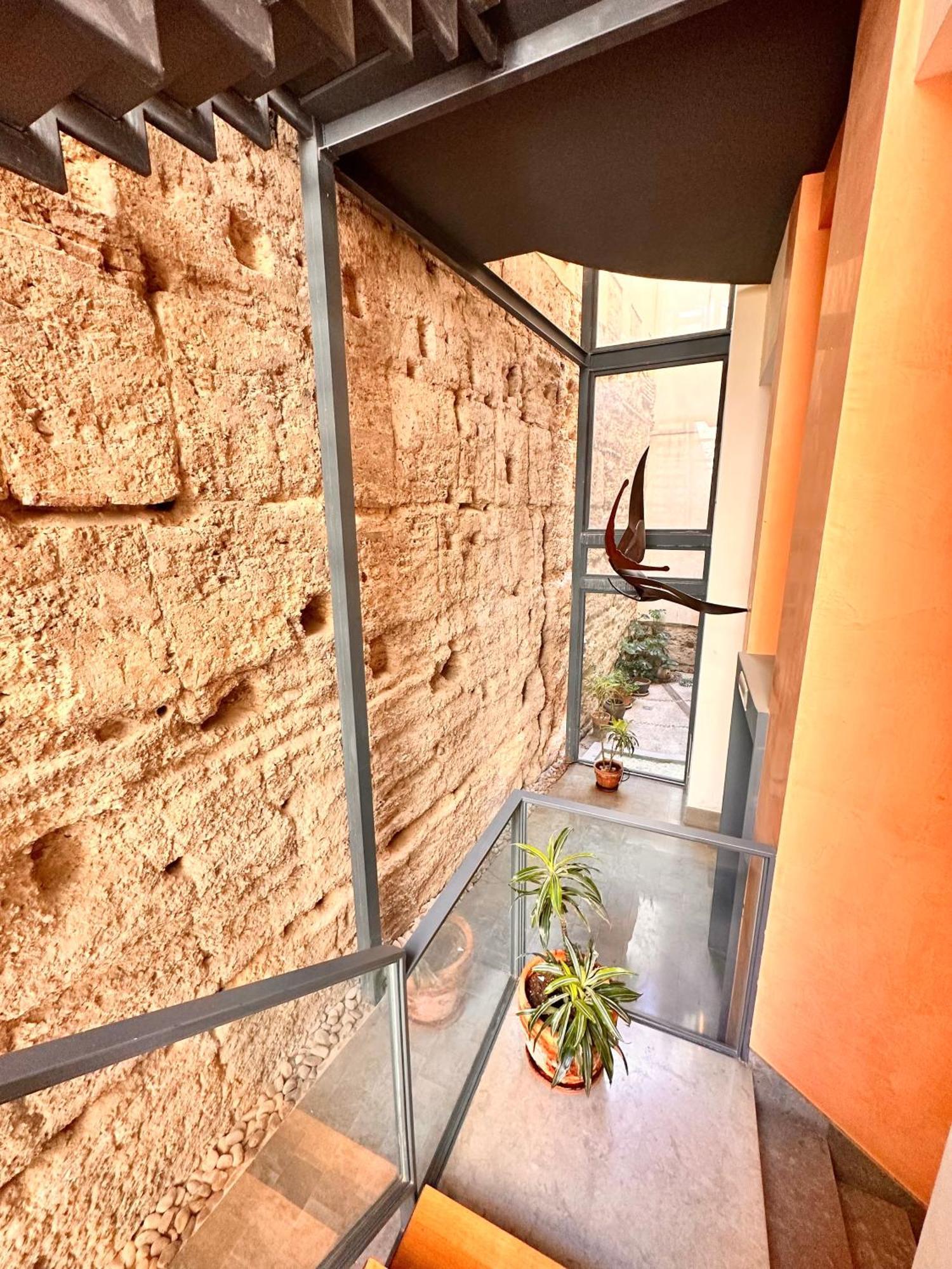 Penthouse Near Cathedral Private Rooftop Private Parking Севилья Экстерьер фото
